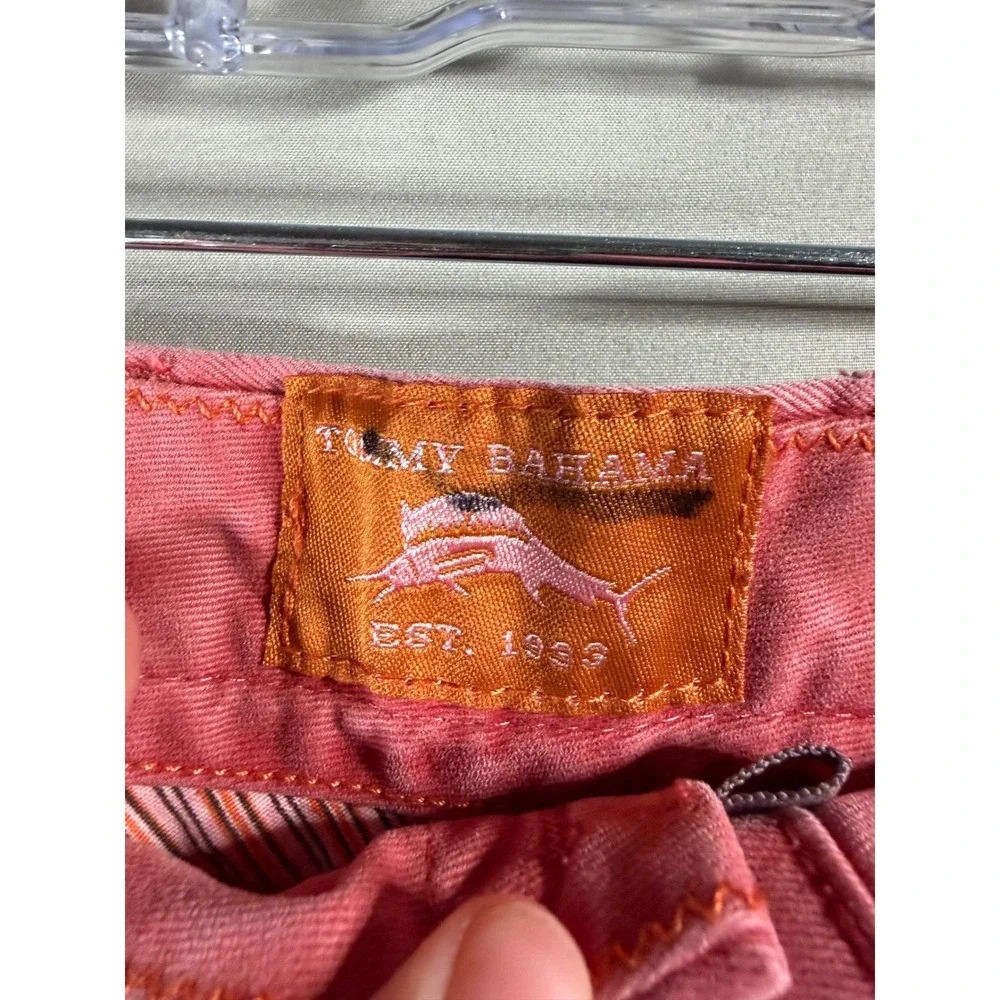 Tommy Bahama Mens 36 Salmon Pink Pima Cotton Chino Shorts Flat Front 9 Inseam